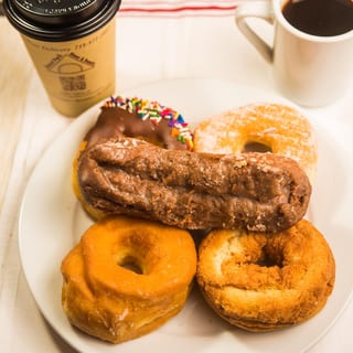4 Donuts